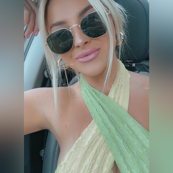 Colorful Halter top - Picture 3 of 6